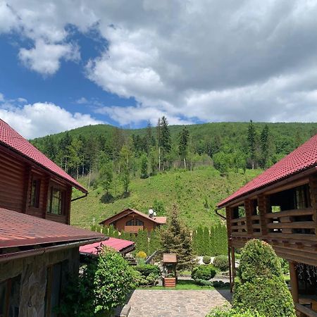 Готель Жди Ня Єво Instagram Zhdenievo Hotel ズデンニュオ エクステリア 写真