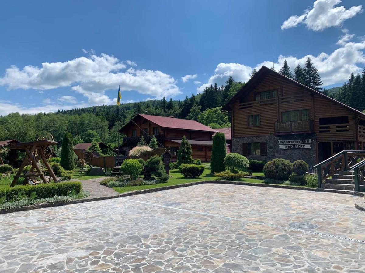 Готель Жди Ня Єво Instagram Zhdenievo Hotel ズデンニュオ エクステリア 写真