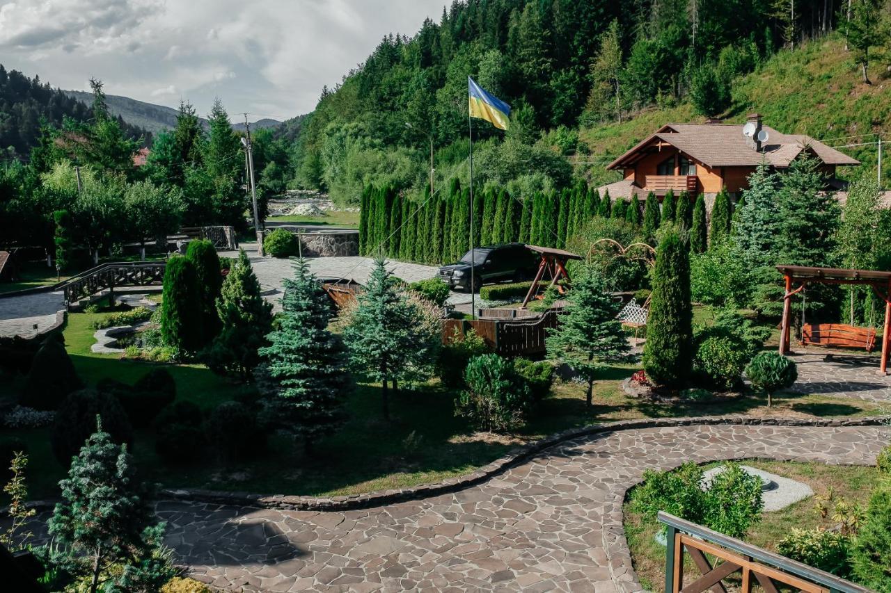 Готель Жди Ня Єво Instagram Zhdenievo Hotel ズデンニュオ エクステリア 写真